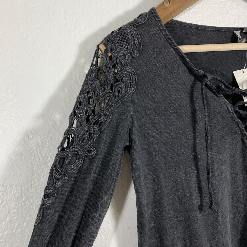 Cato Est. NWT Black Acid Wash Tassel Embroidered Sleeve Blouse Size XS Womens - Picture 3 of 11